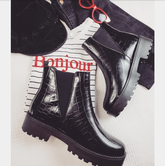 The Reign// black croc print boot - Picture 3 of 3